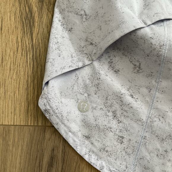 Lululemon Speed Up Mid Rise Short 4" Lined size 4 Gravel Dust Pastel Blue Purple - Picture 7 of 10